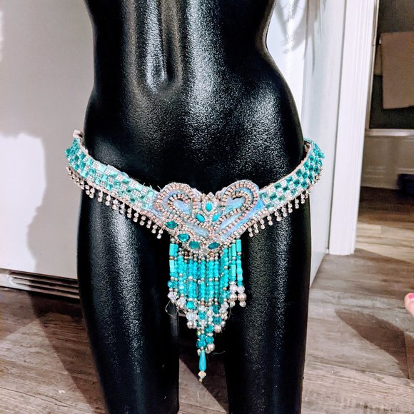 Brazilian Carnival Samba Costume - Picture 2 of 4